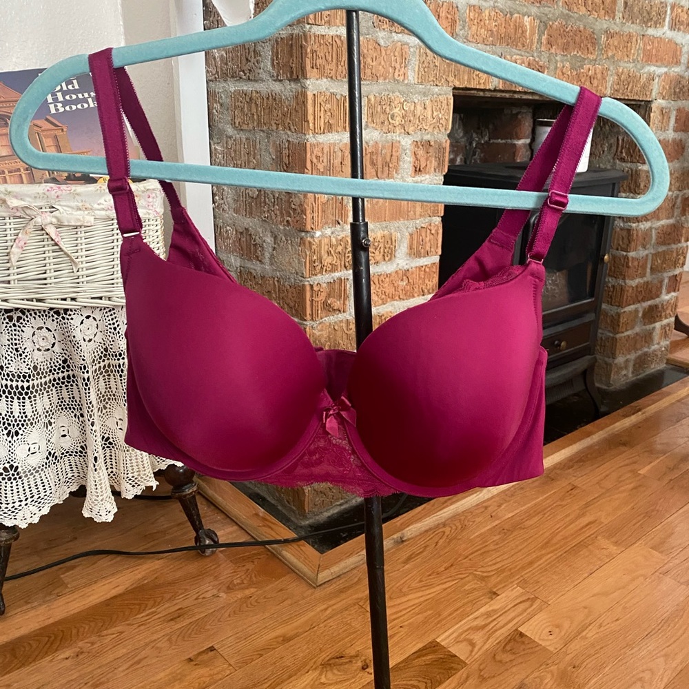 Nwot Torrid Curve Back Smoothing Bra Size 40c - image 1